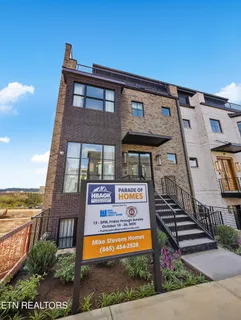$1,590,000 | 9430 Horizon Drive, Knoxville, TN 37922