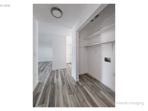 $249,900 | 10690 Southwest Davies Road, Beaverton, OR 97008