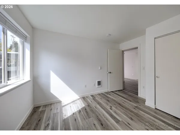 $249,900 | 10690 Southwest Davies Road, Beaverton, OR 97008