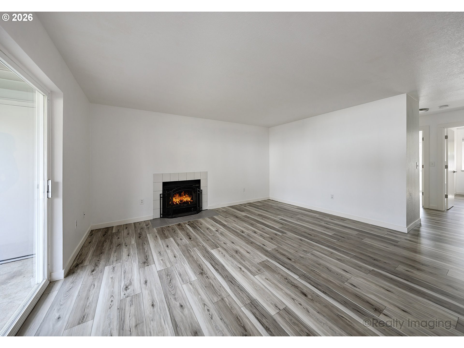 10690 Southwest Davies Road Beaverton, OR 97008 - Photo 4 of 21