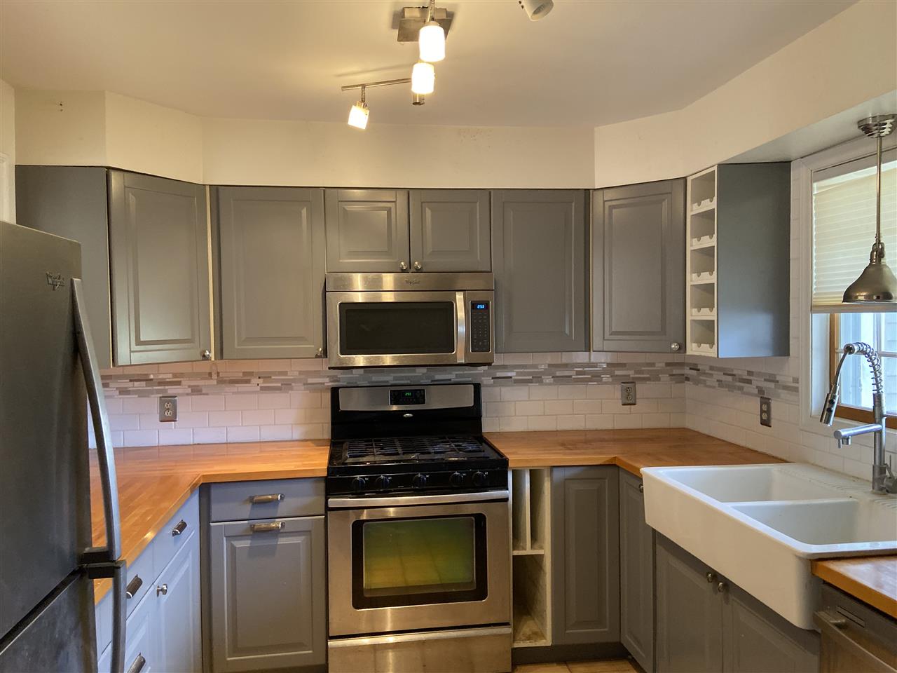 3 A Wade Farm Road Newmarket, NH 03857 - Photo 2 of 13
