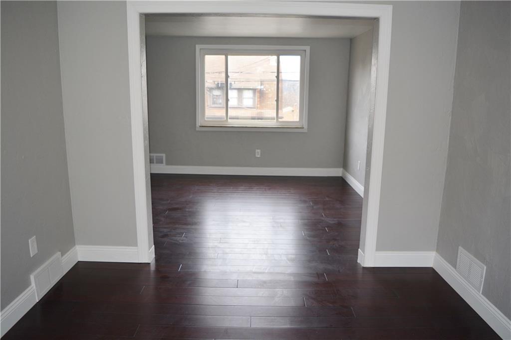 1623 Rutherford Avenue Beechview, PA 15216 - Photo 6 of 25 Gallery Image 6