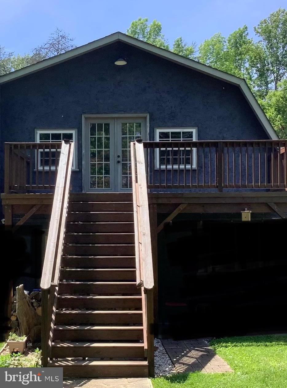 4748 Dickerson Road Partlow, VA 22534 - Photo 1 of 11 Second lever stair access