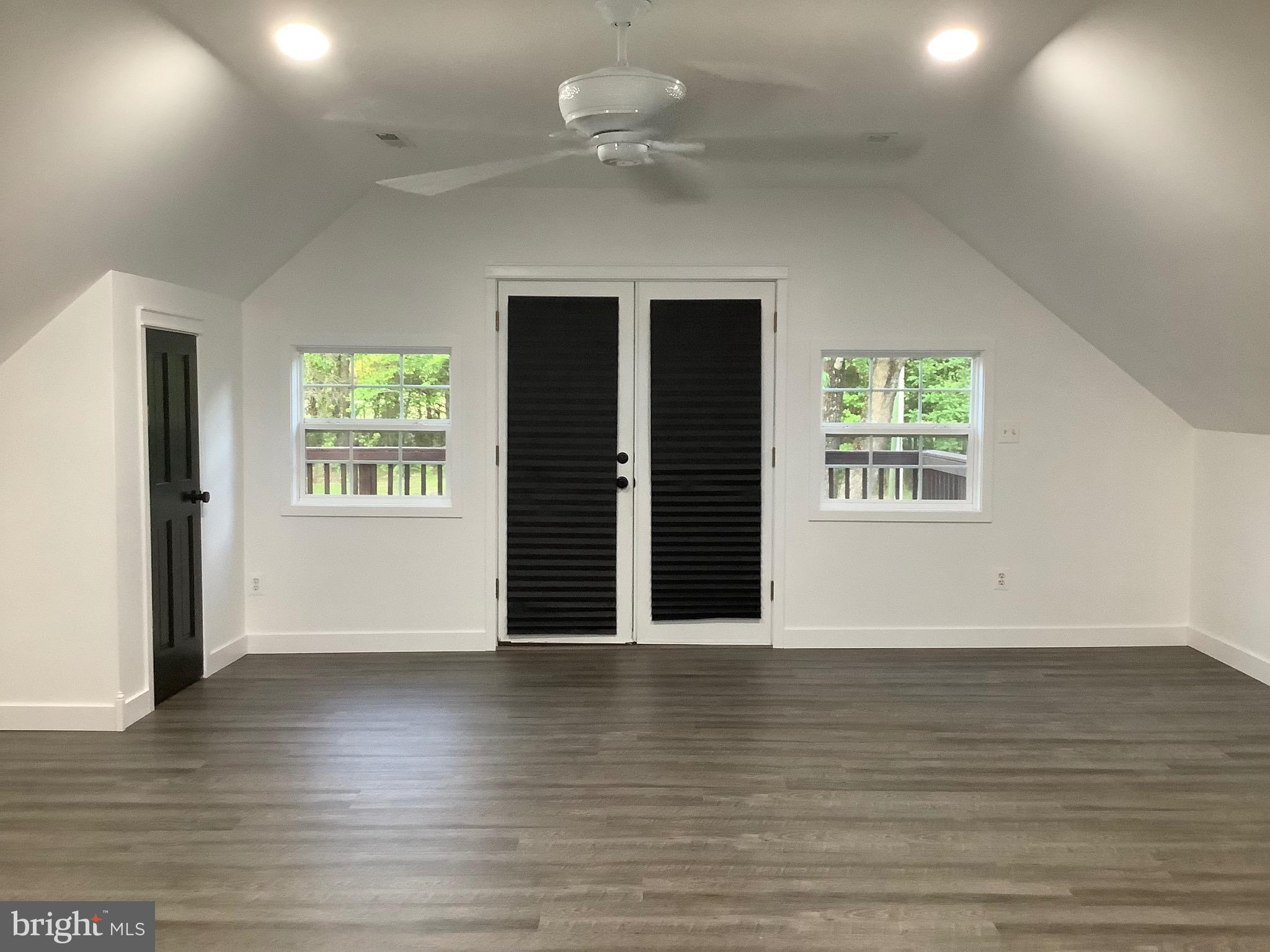 4748 Dickerson Road Partlow, VA 22534 - Photo 5 of 11 Living area