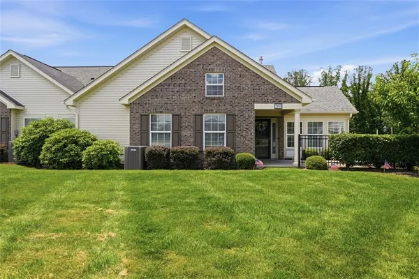 $459,900 | 2192 Westview Circle, Harmony, PA 16037