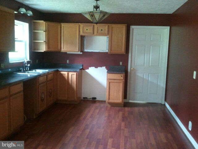 7260 Valley Road Berkeley Springs, WV 25411 - Photo 3 of 10 Kitchen