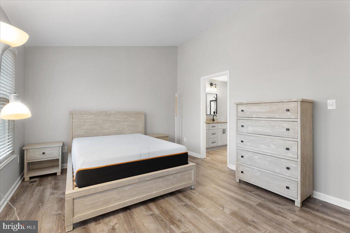 21094 Cornerpost Square Ashburn, VA 20147 - Photo 11 of 29