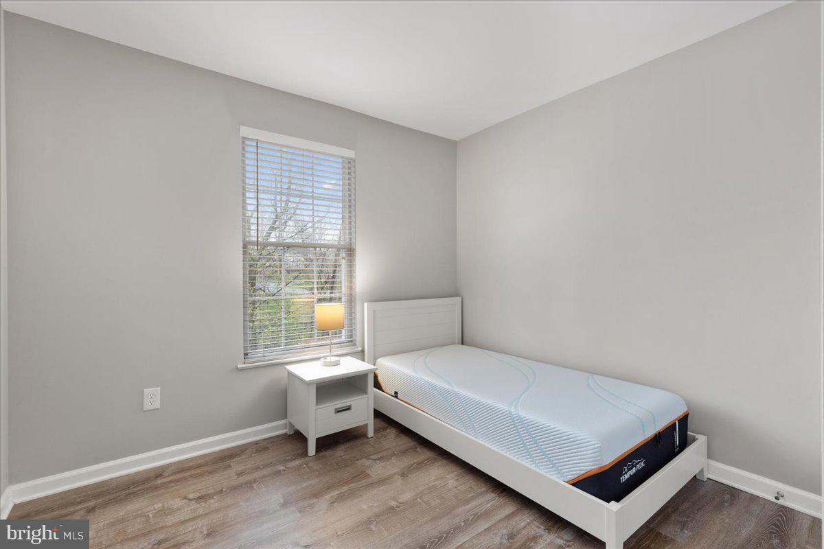 21094 Cornerpost Square Ashburn, VA 20147 - Photo 18 of 29