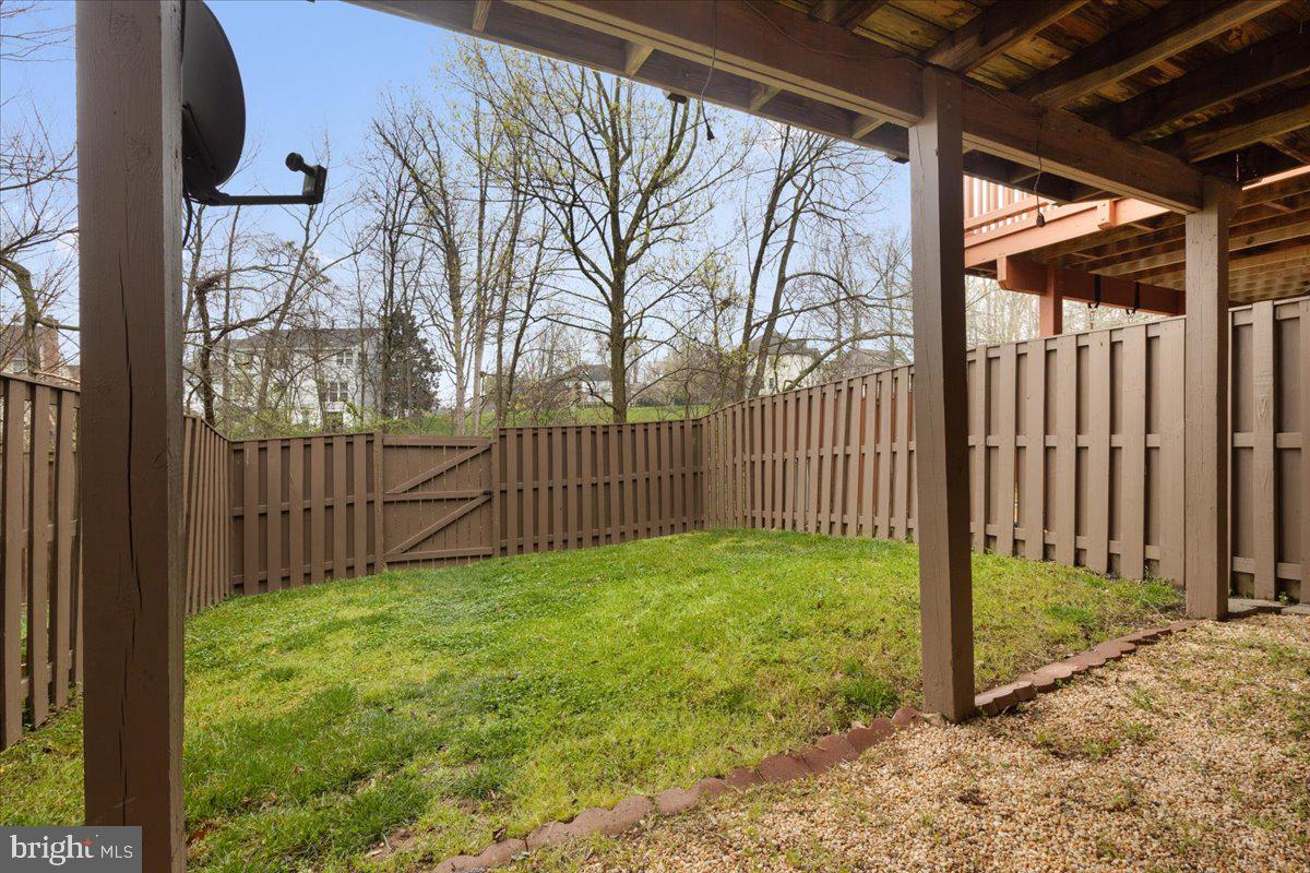 21094 Cornerpost Square Ashburn, VA 20147 - Photo 27 of 29