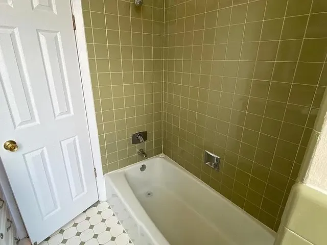 $1,300 | 833 Conti Street, Unit D, New Orleans, LA 70112