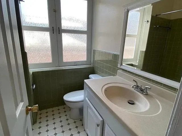 $1,300 | 833 Conti Street, Unit D, New Orleans, LA 70112