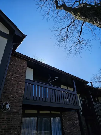 $279,000 | 8254 Chestnut Drive, Unit 41D, Palos Hills, IL 60465