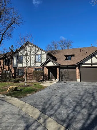 $279,000 | 8254 Chestnut Drive, Unit 41D, Palos Hills, IL 60465