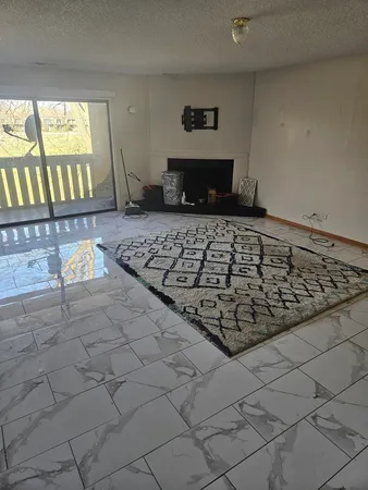 $279,000 | 8254 Chestnut Drive, Unit 41D, Palos Hills, IL 60465