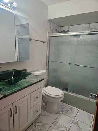 $279,000 | 8254 Chestnut Drive, Unit 41D, Palos Hills, IL 60465