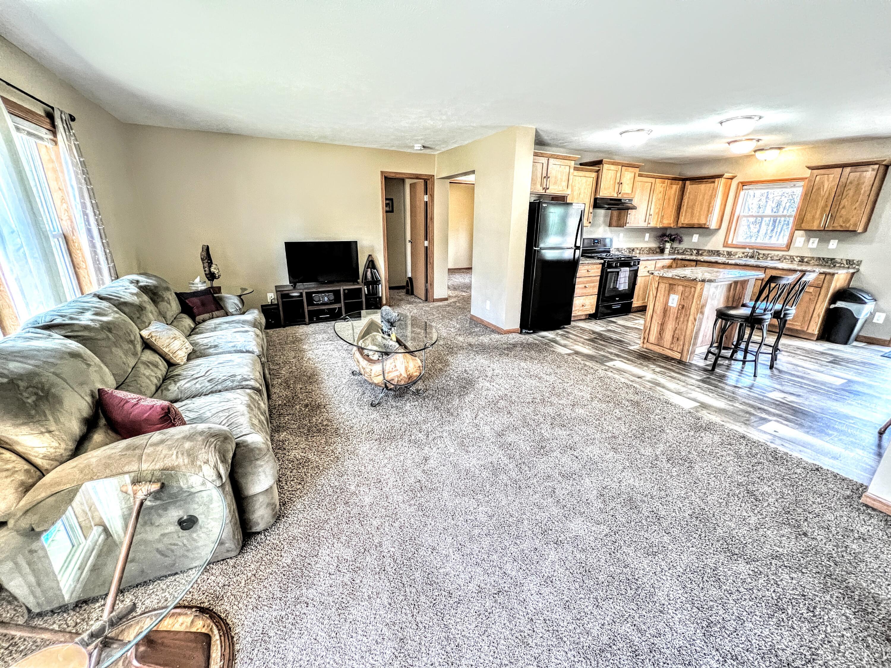 11655 South Merriville Road Baldwin, MI 49304 - Photo 3 of 23 IMG_1142