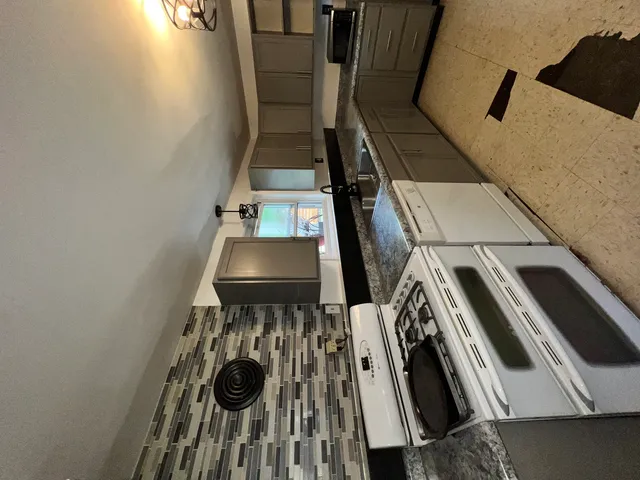 $300,000 | 19 Wyndham Drive, Montgomery, IL 60538