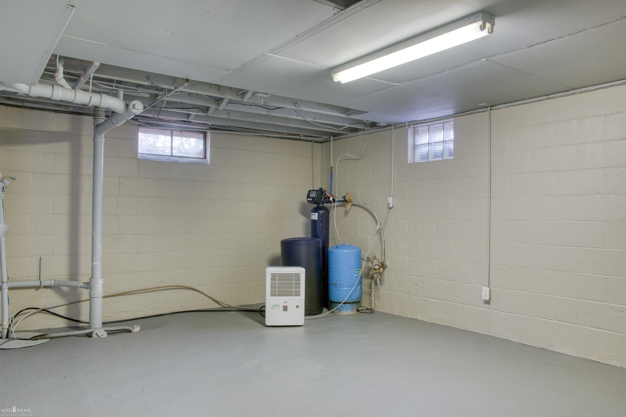 745 Raymond Road Owosso, MI 48867 - Photo 21 of 34 Gallery Image 21