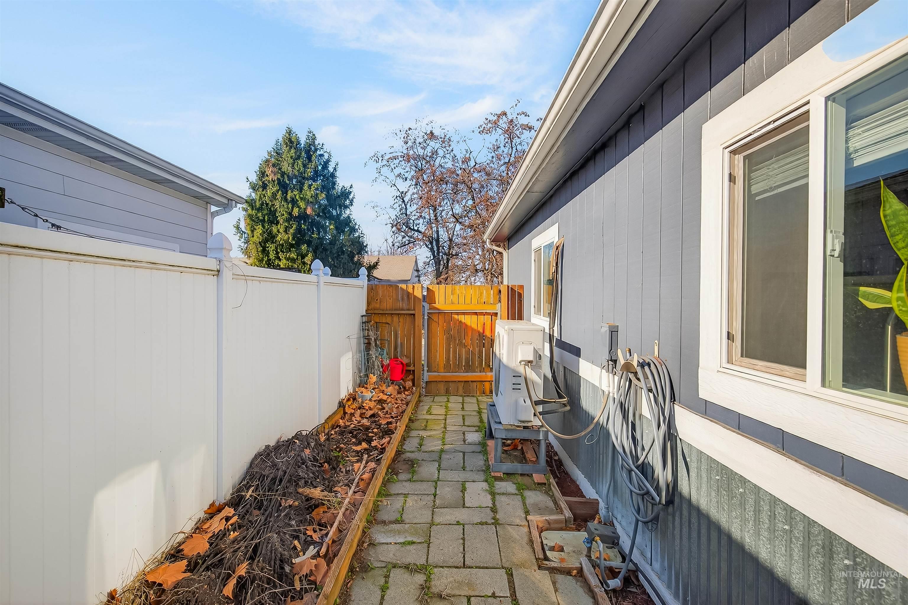 807 3rd Street Clarkston, WA 99403 - Photo 33 of 33 Fenced backyard with a gate