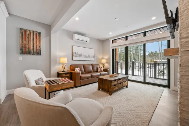 $779,000 | 243 Skimobile Road, Unit 252, Conway, NH 03860