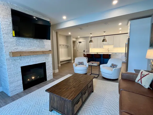 $799,000 | 243 Skimobile Road, Unit 252, Conway, NH 03860