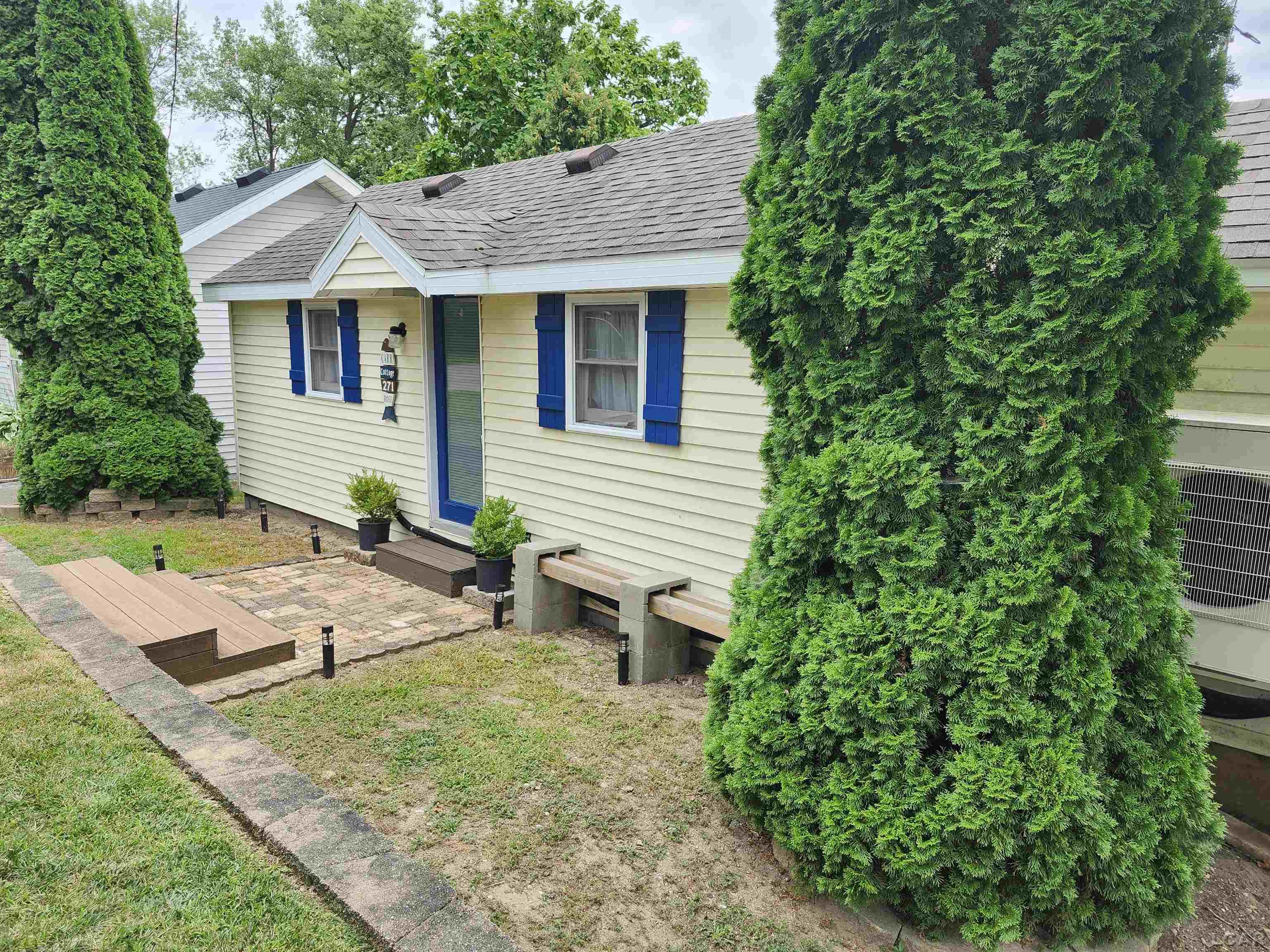 271 East Rose Road Coldwater, MI 49036 - Photo 2 of 15