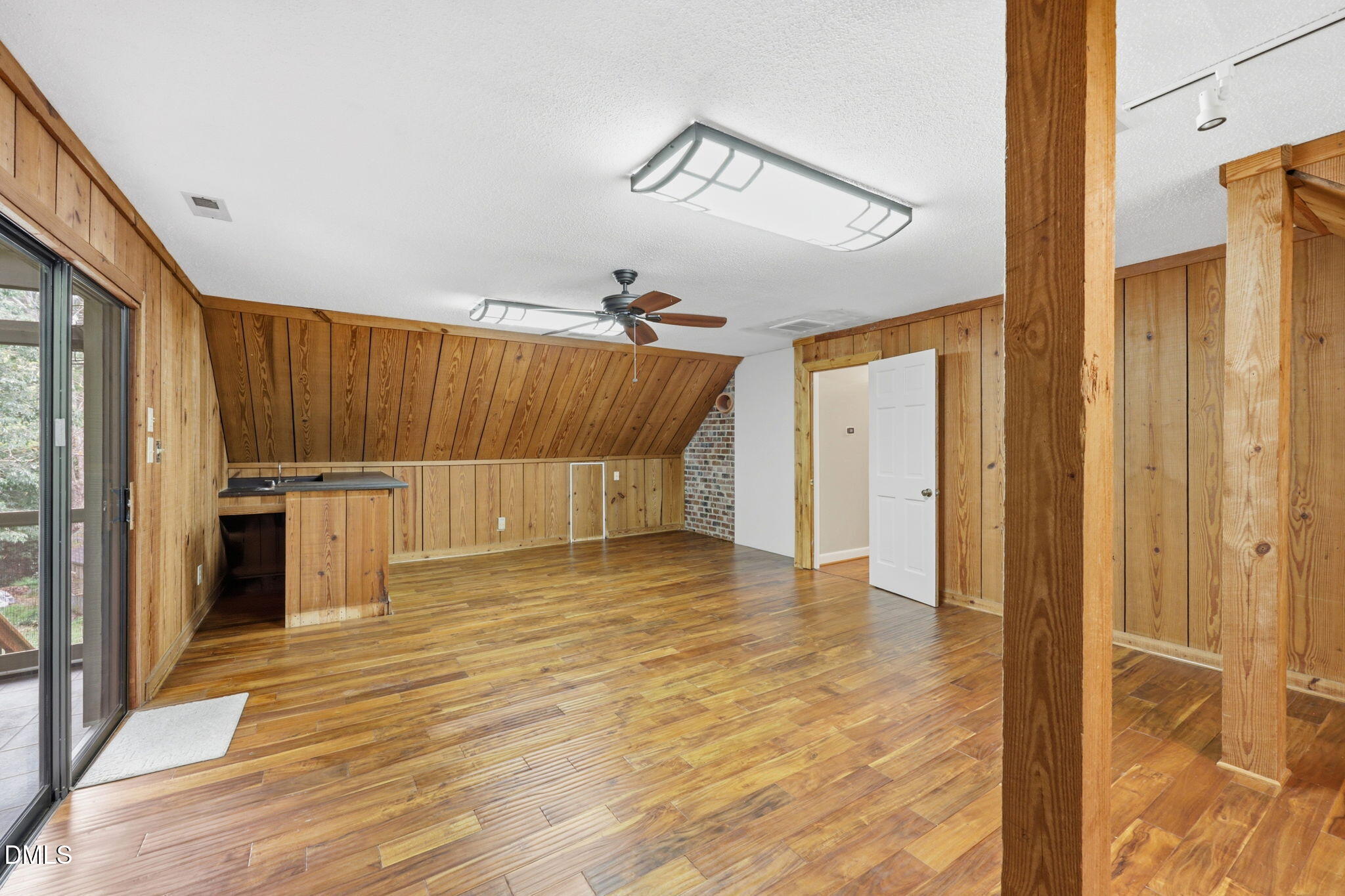8704 Danbury Circle Raleigh, NC 27613 - Photo 35 of 70 41-web-or-mls-IMG_2753