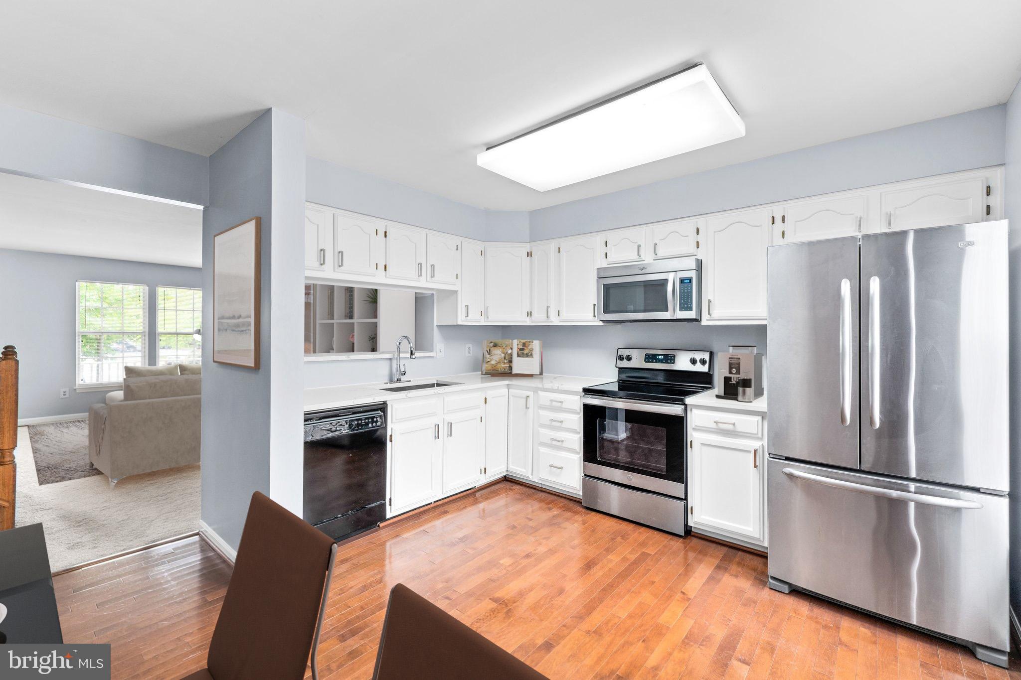 6008 Bingley Road Alexandria, VA 22315 - Photo 6 of 39 Tons of cabinet space in this open kitchen!