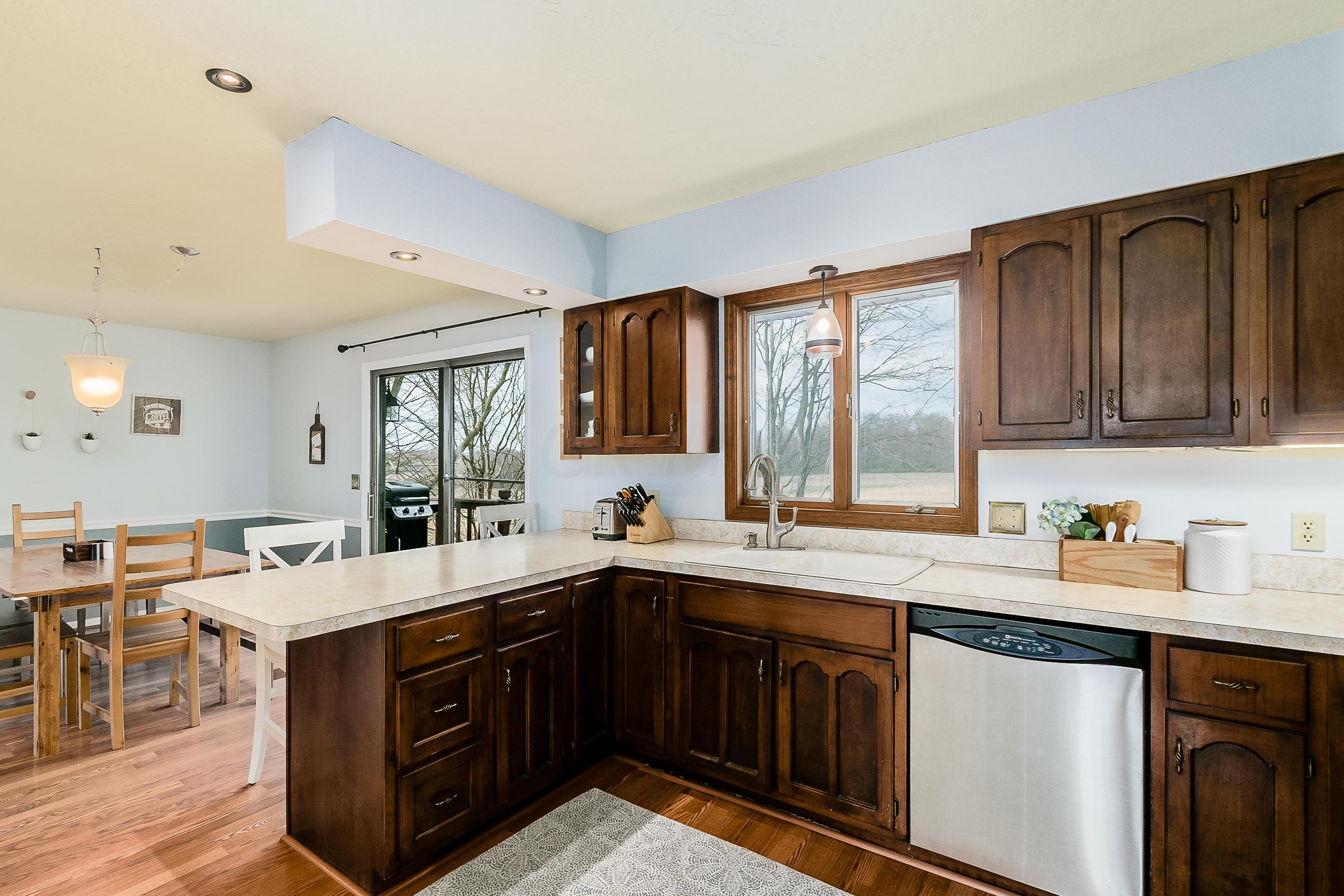 14103 Beckley Road Mount Vernon, OH 43050 - Photo 8 of 27 Gallery Image 8