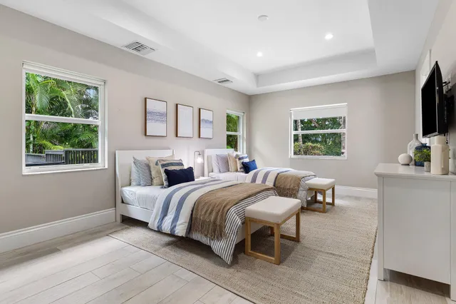 $4,995,000 | 1400 Lake Drive, Delray Beach, FL 33444