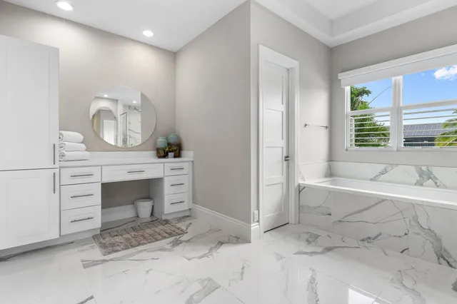 $4,995,000 | 1400 Lake Drive, Delray Beach, FL 33444