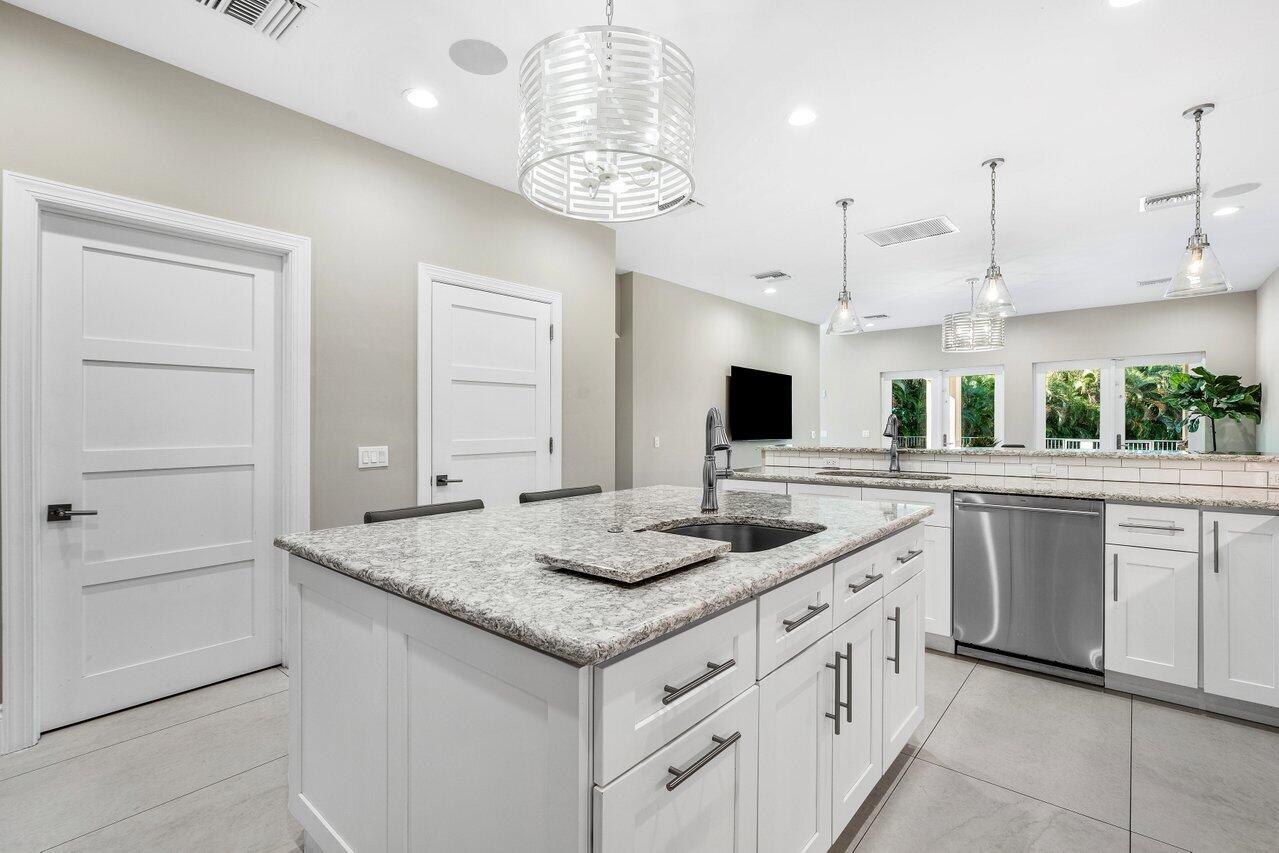 1400 Lake Drive Delray Beach, FL 33444 - Photo 13 of 84 017-1400LakeDrive-DelrayBeach-FL-33444-S