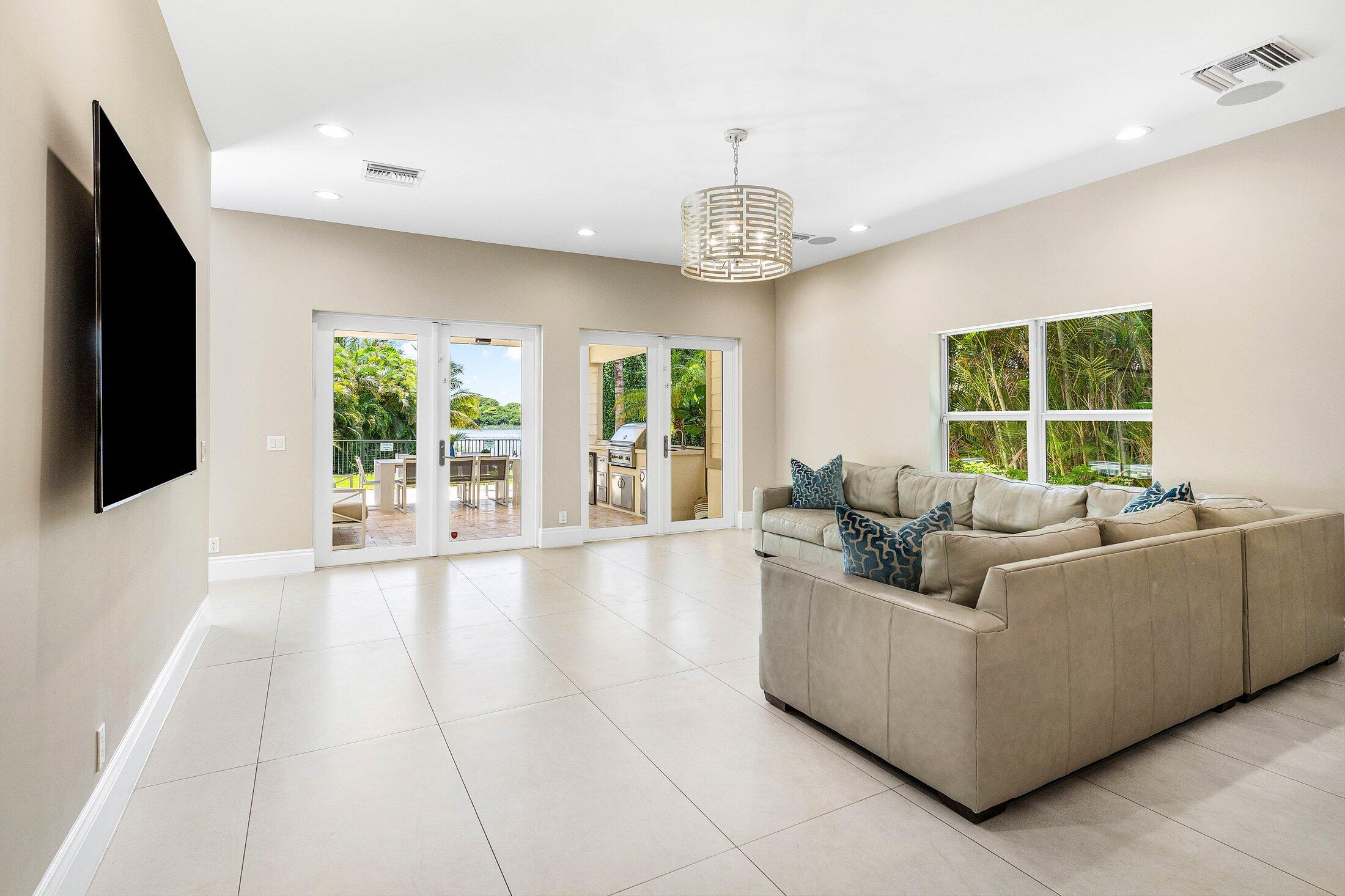 1400 Lake Drive Delray Beach, FL 33444 - Photo 14 of 121 008-1400LakeDrive-DelrayBeach-FL-33444-S