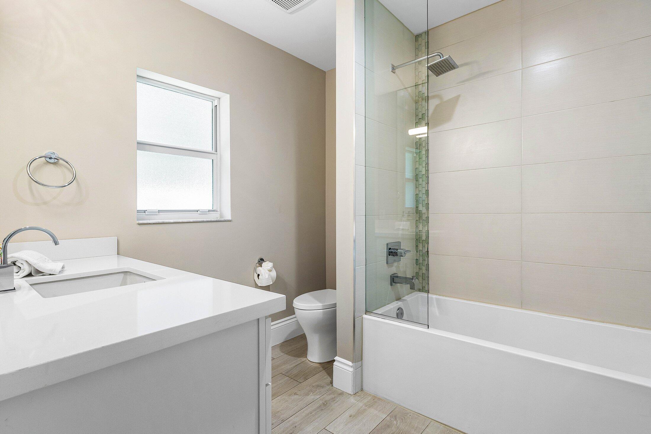 1400 Lake Drive Delray Beach, FL 33444 - Photo 27 of 121 017-1400LakeDrive-DelrayBeach-FL-33444-S