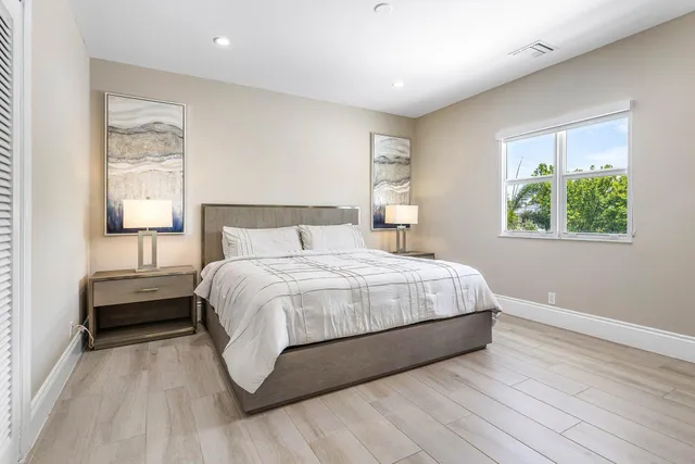 $4,995,000 | 1400 Lake Drive, Delray Beach, FL 33444