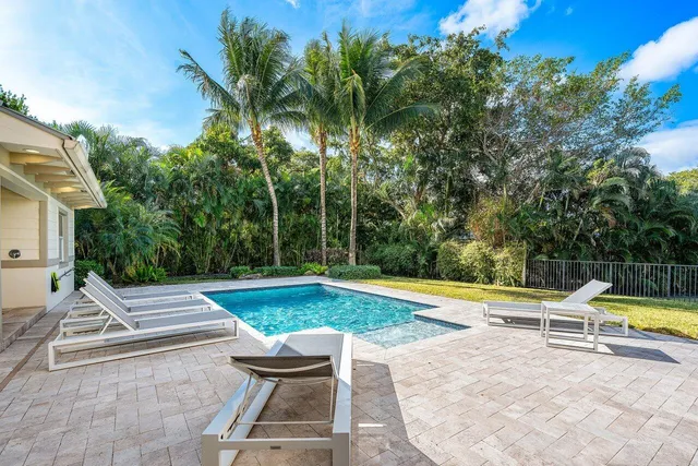 $4,995,000 | 1400 Lake Drive, Delray Beach, FL 33444