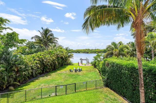 $4,995,000 | 1400 Lake Drive, Delray Beach, FL 33444