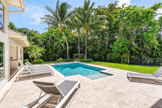 $4,995,000 | 1400 Lake Drive, Delray Beach, FL 33444