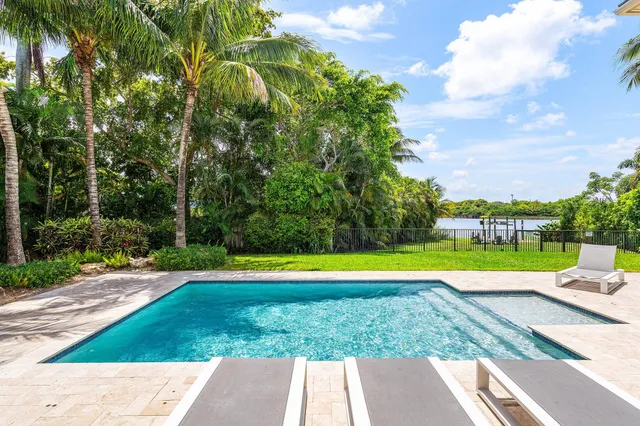 $4,995,000 | 1400 Lake Drive, Delray Beach, FL 33444
