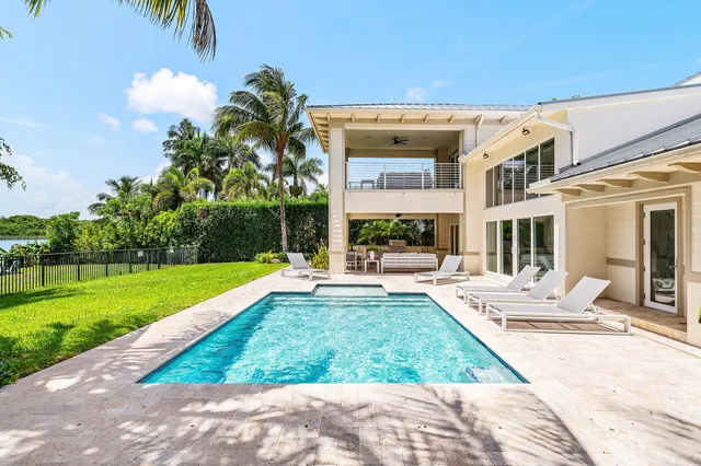 $4,995,000 | 1400 Lake Drive, Delray Beach, FL 33444