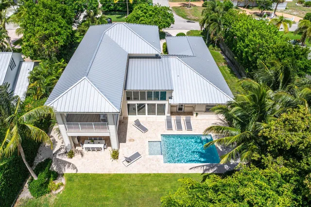 $4,995,000 | 1400 Lake Drive, Delray Beach, FL 33444