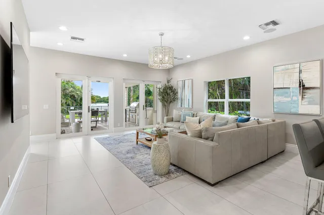 $4,995,000 | 1400 Lake Drive, Delray Beach, FL 33444