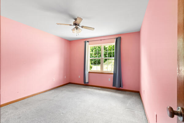 1678 Hunter Road Waukesha, WI 53189 - Photo 10 of 14 Bedroom 4