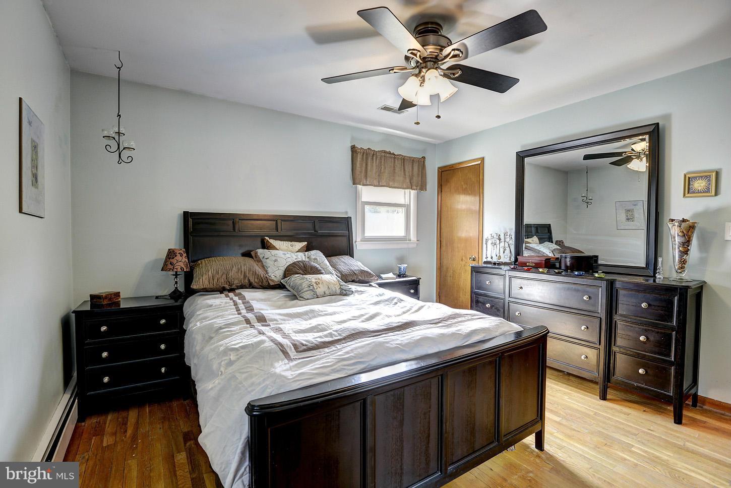 6105 Ravenwood Road Mount Airy, MD 21771 - Photo 13 of 30 Bedroom (Master)