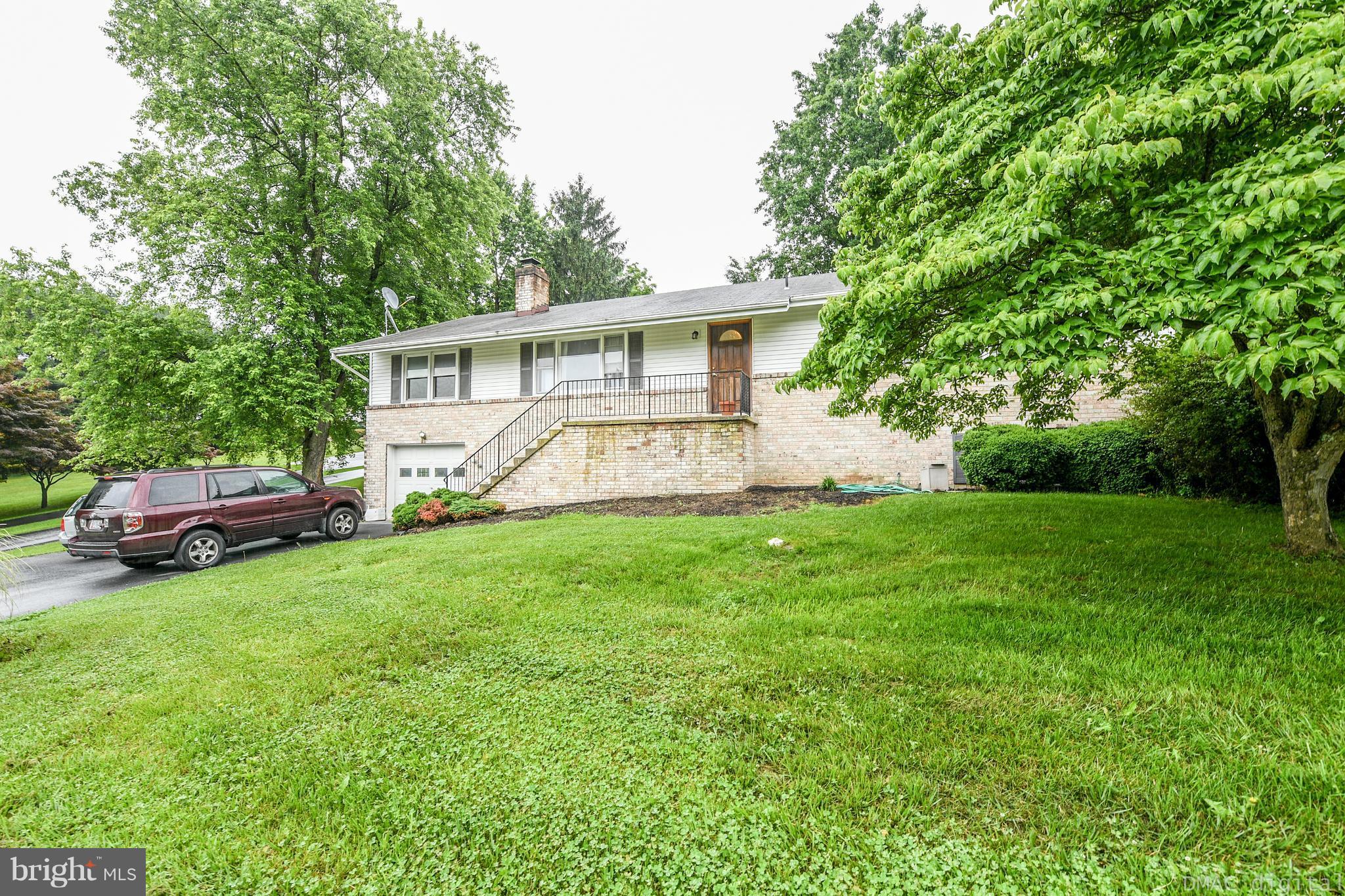 6105 Ravenwood Road Mount Airy, MD 21771 - Photo 3 of 30 Exterior (Front)