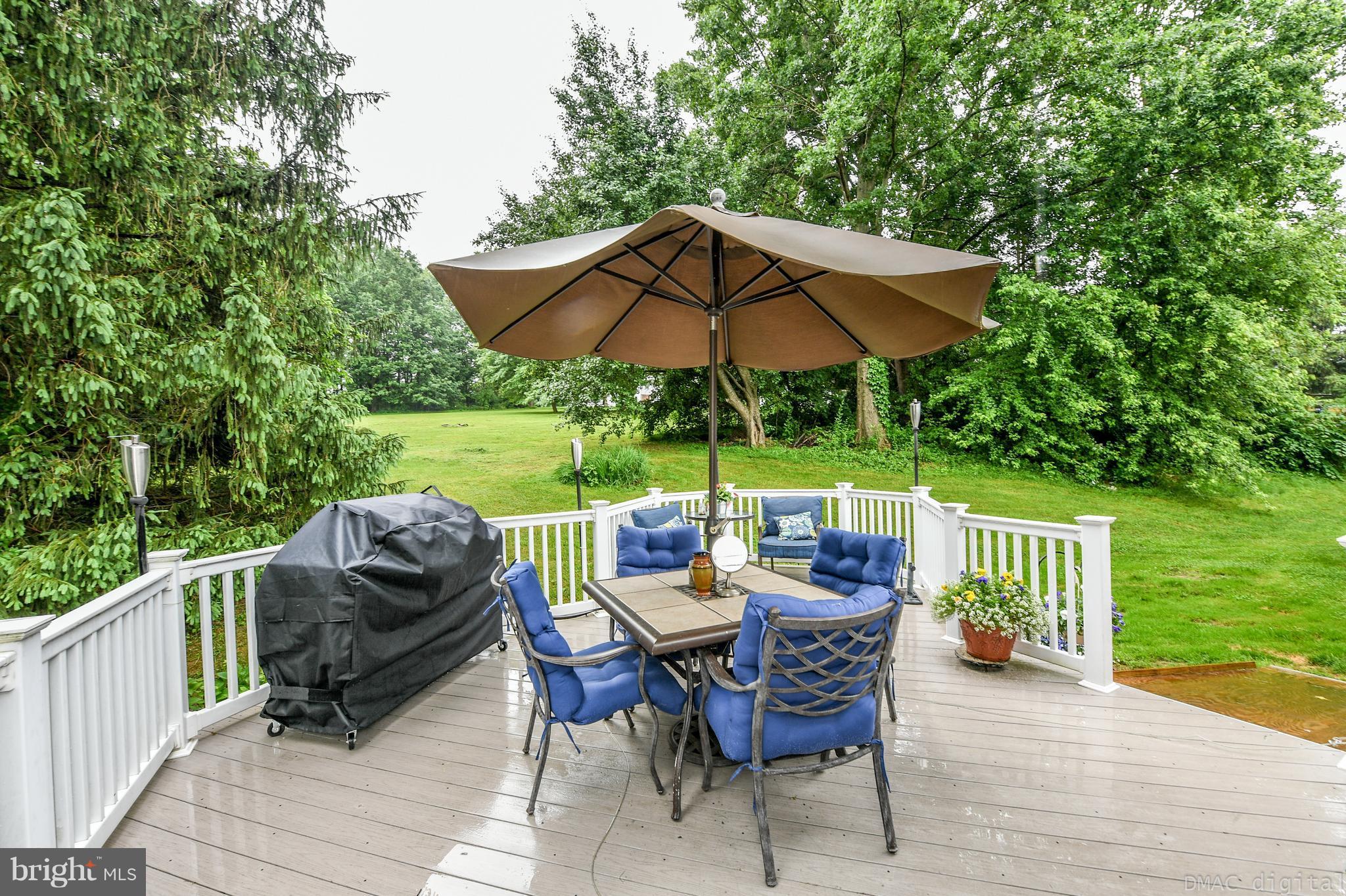 6105 Ravenwood Road Mount Airy, MD 21771 - Photo 27 of 30 Exterior (Rear)