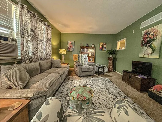 $224,000 | 529 North 5th Street, Lacygne, KS 66040