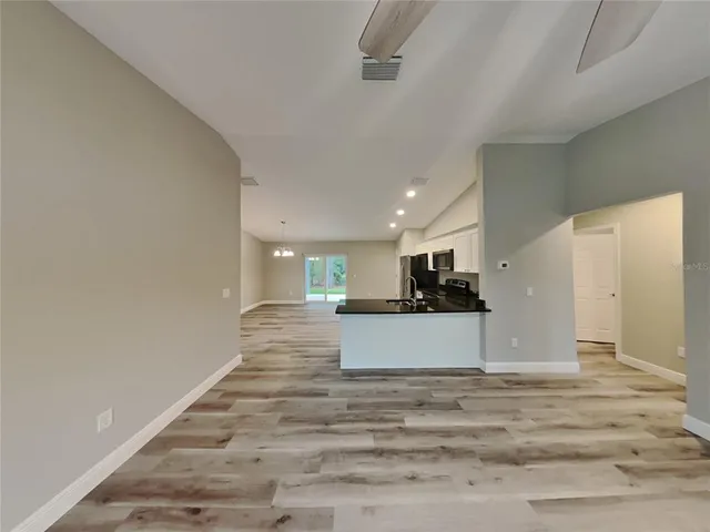 $1,600 | 6691 North Waycross Way, Citrus Springs, FL 34433