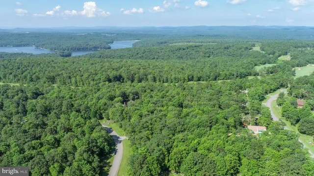 $78,500 | 36 Fern Loop, Oakland, MD 21550