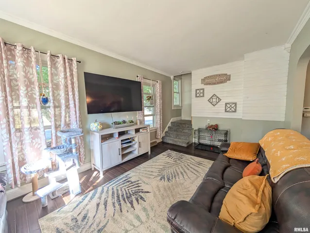 $174,900 | 1589 West Water Street, Galesburg, IL 61401